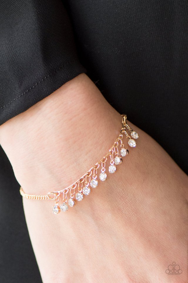 Paparazzi ♥ Starlight Sonata - Gold ♥ Bracelet