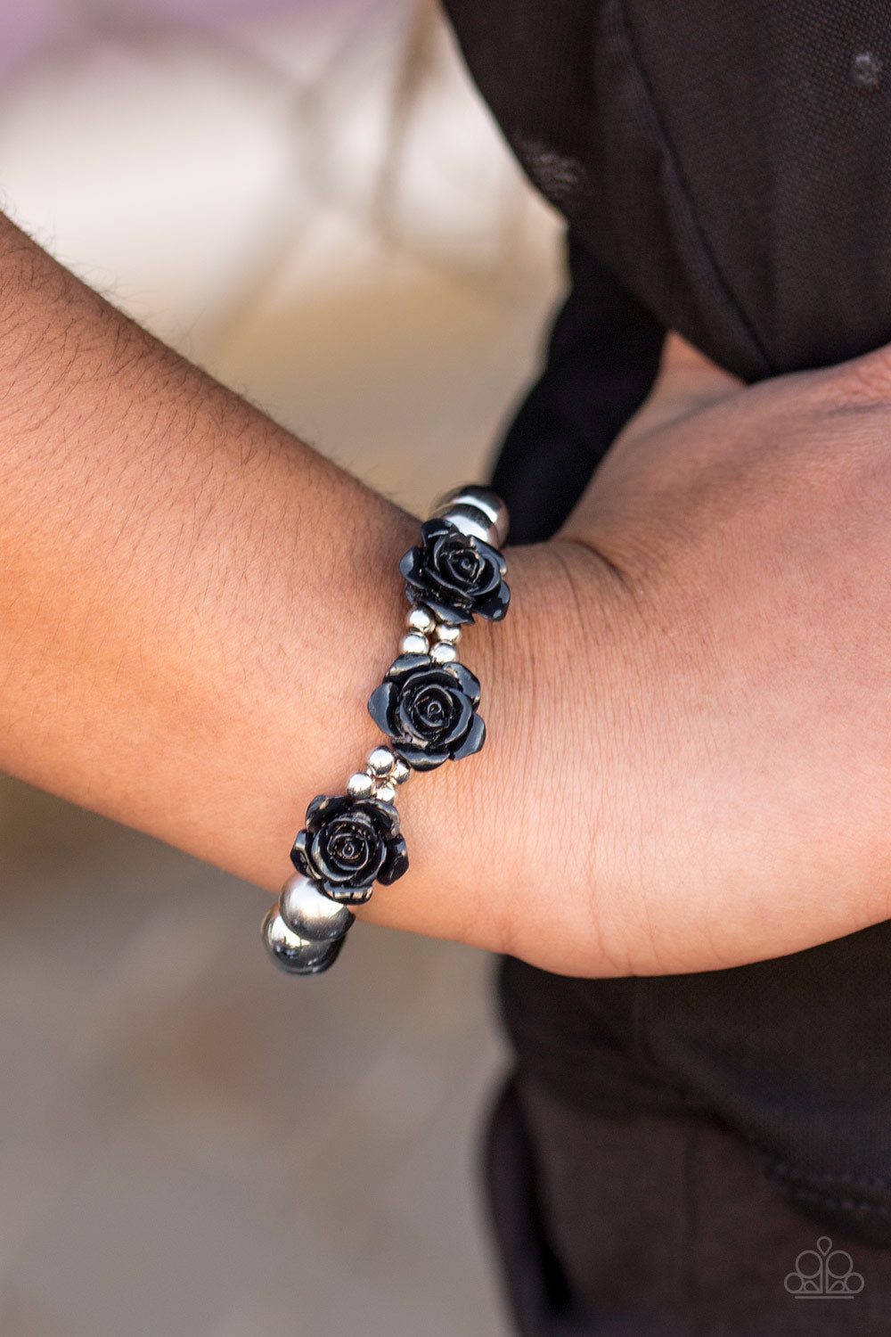 Paparazzi ♥ What A FLEUR-t! - Black ♥ Bracelet