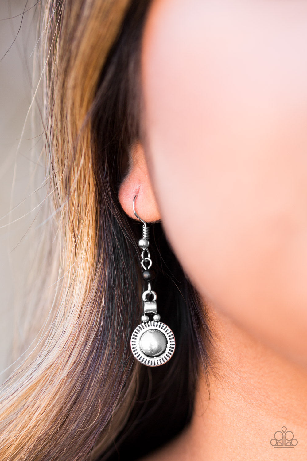 Paparazzi ♥ Santa Fe Sunrise - Black ♥ Earrings