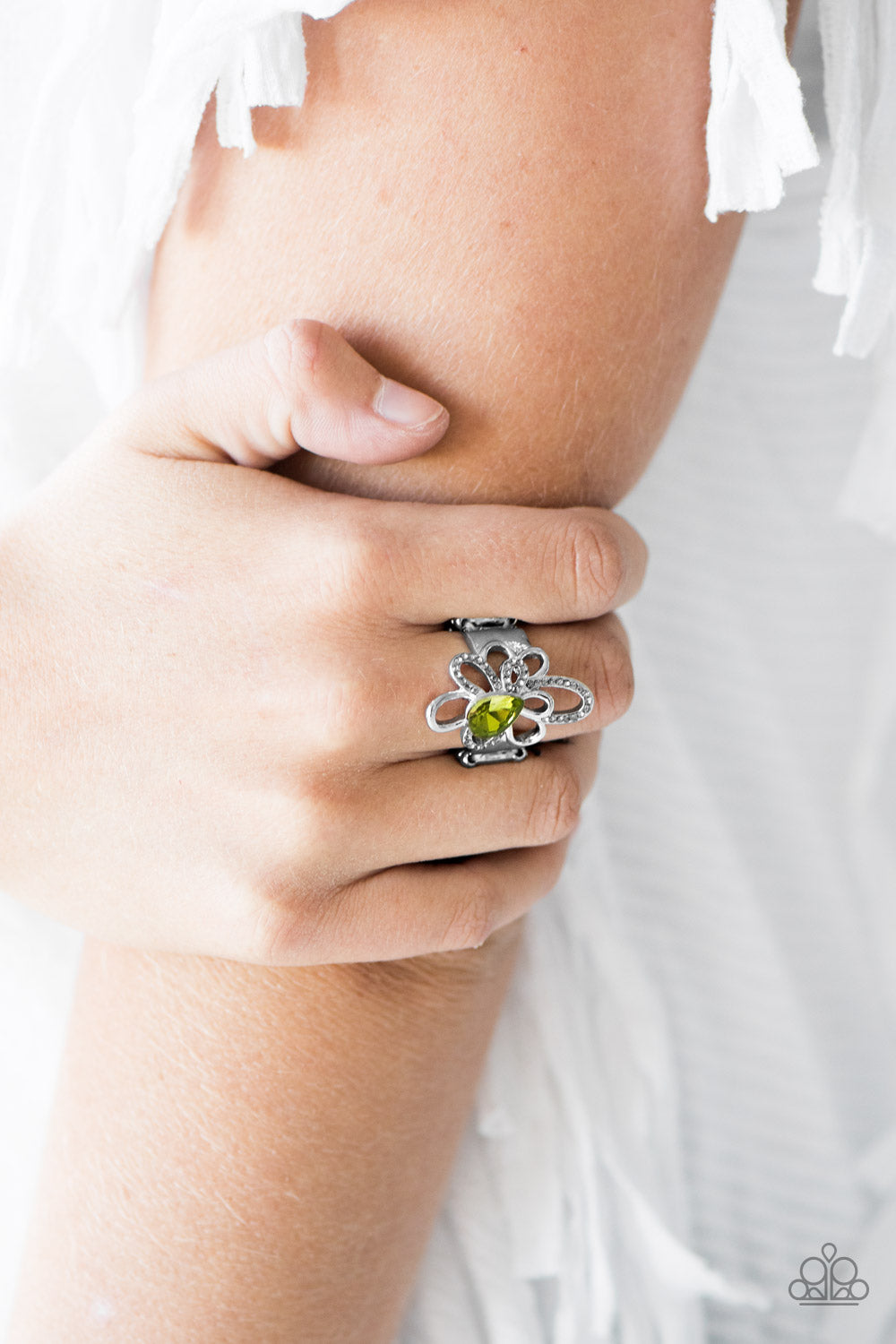 Paparazzi ♥ Fancy Finale - Green ♥ Ring