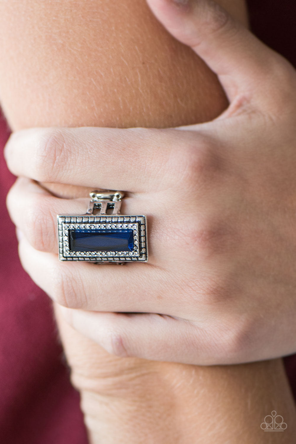 Paparazzi ♥ Titleholder - Blue ♥ Ring