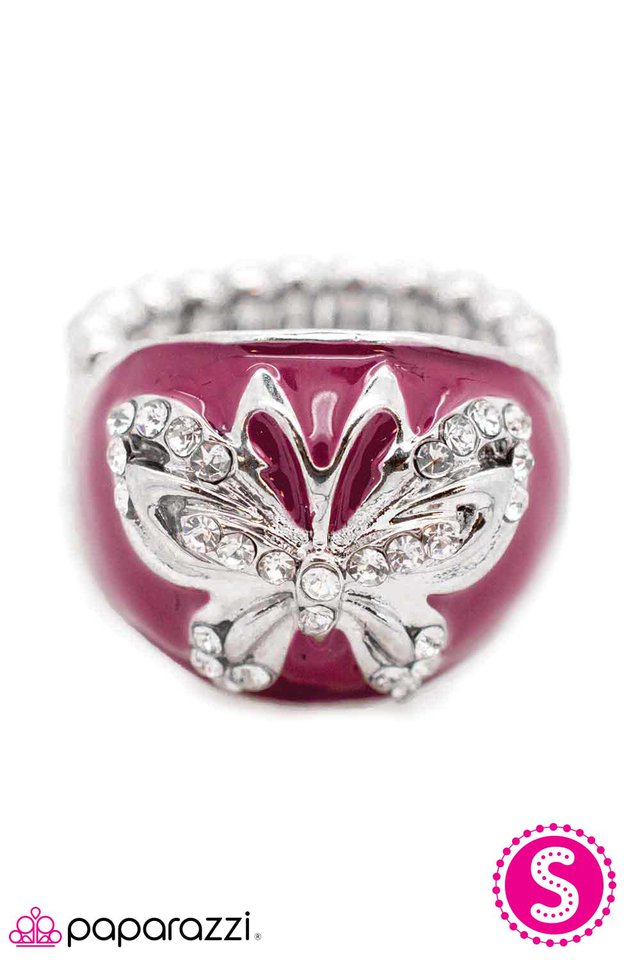 Paparazzi ♥ Flirtatiously Fluttering - Pink ♥ Ring