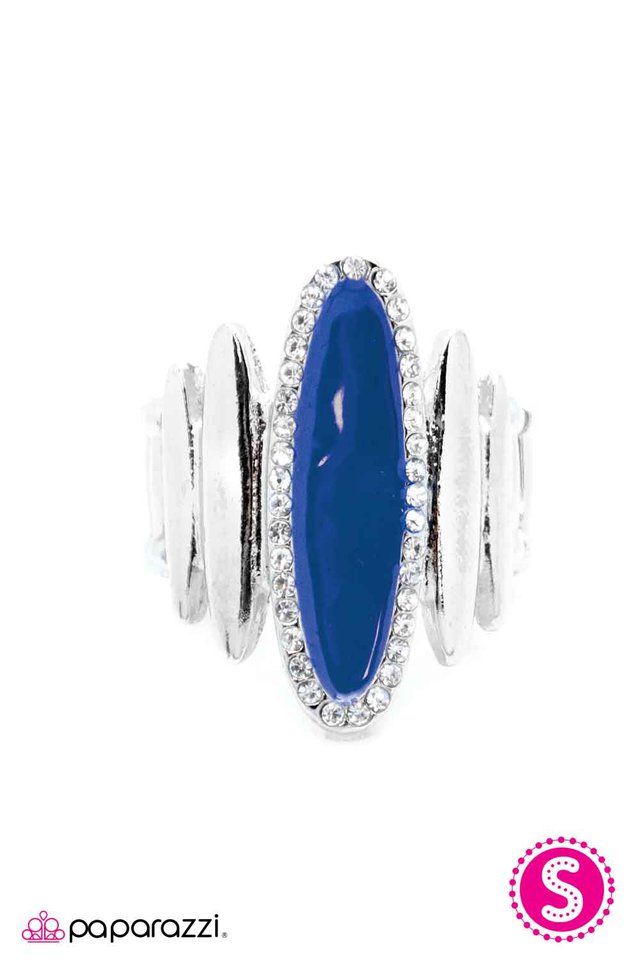 Paparazzi ♥ Dating a Royal - Blue ♥ Ring