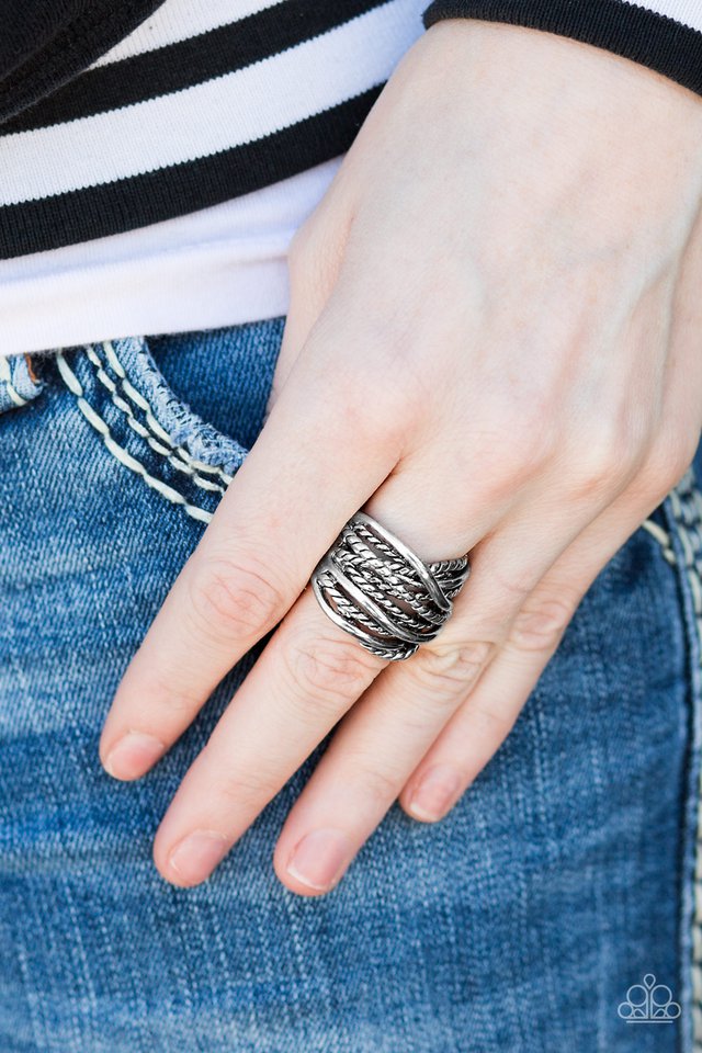 Paparazzi ♥ Show Em The Ropes - Silver ♥ Ring