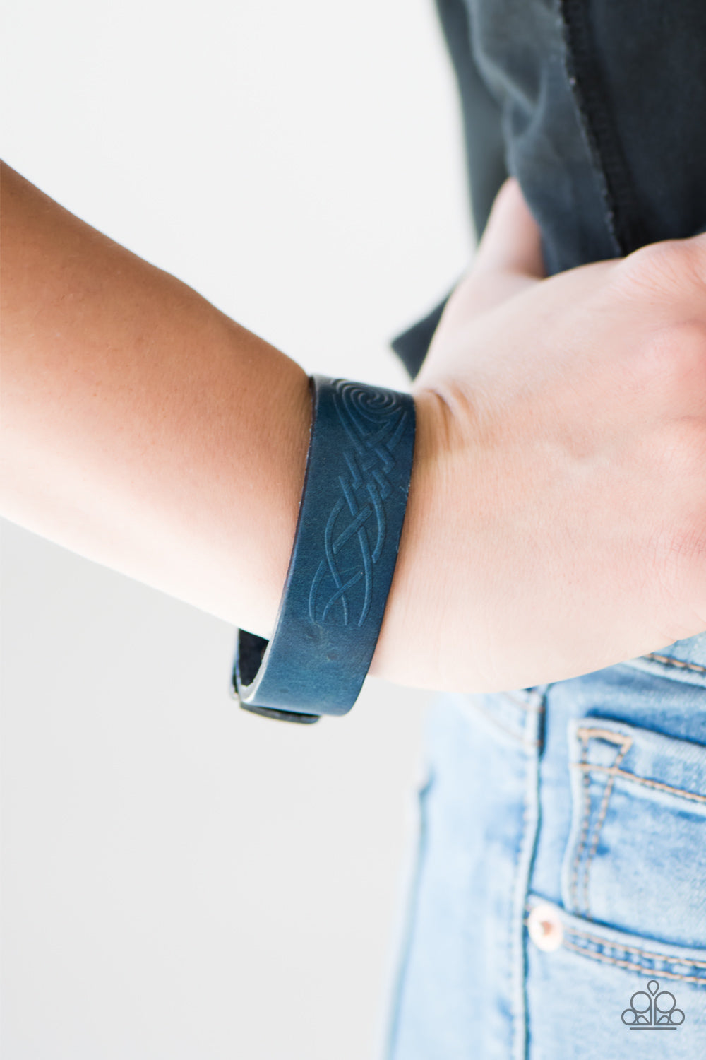 Paparazzi ♥ Gone Surfing - Blue ♥ Bracelet