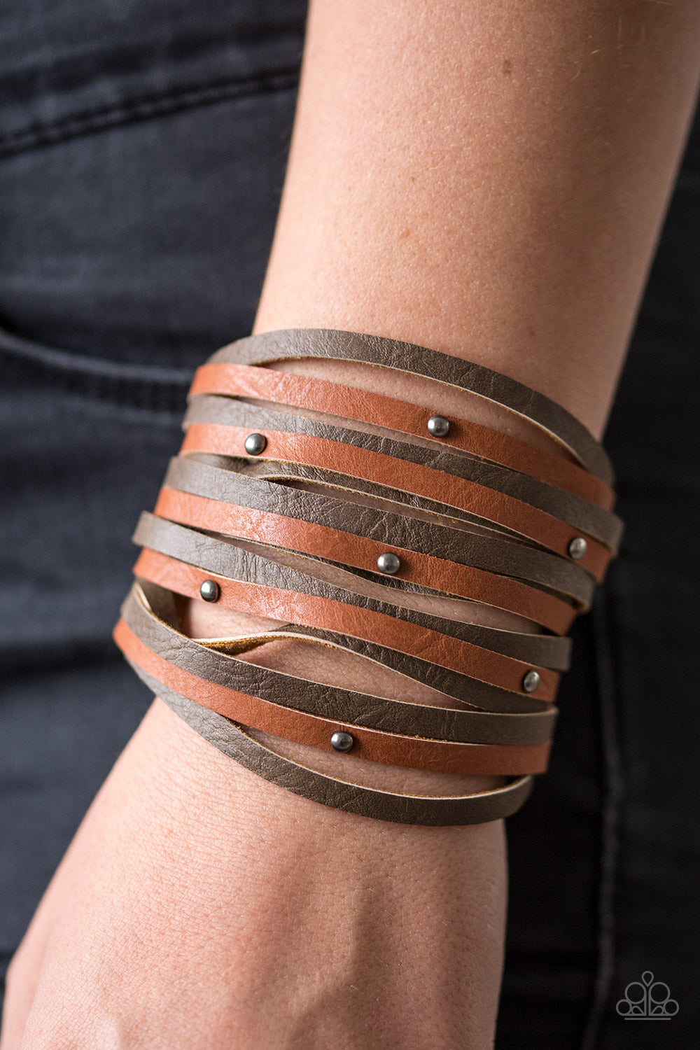 Paparazzi ♥ Ranch Rebel - Brown ♥ Bracelet