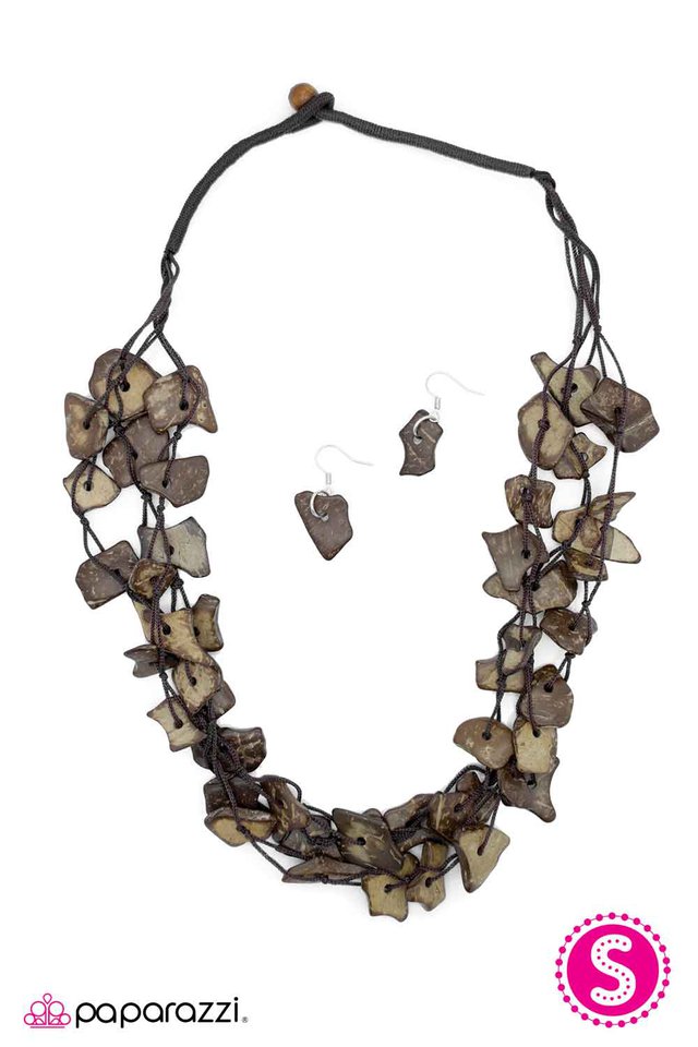 Paparazzi ♥ All Wood Things... - Brown ♥ Necklace