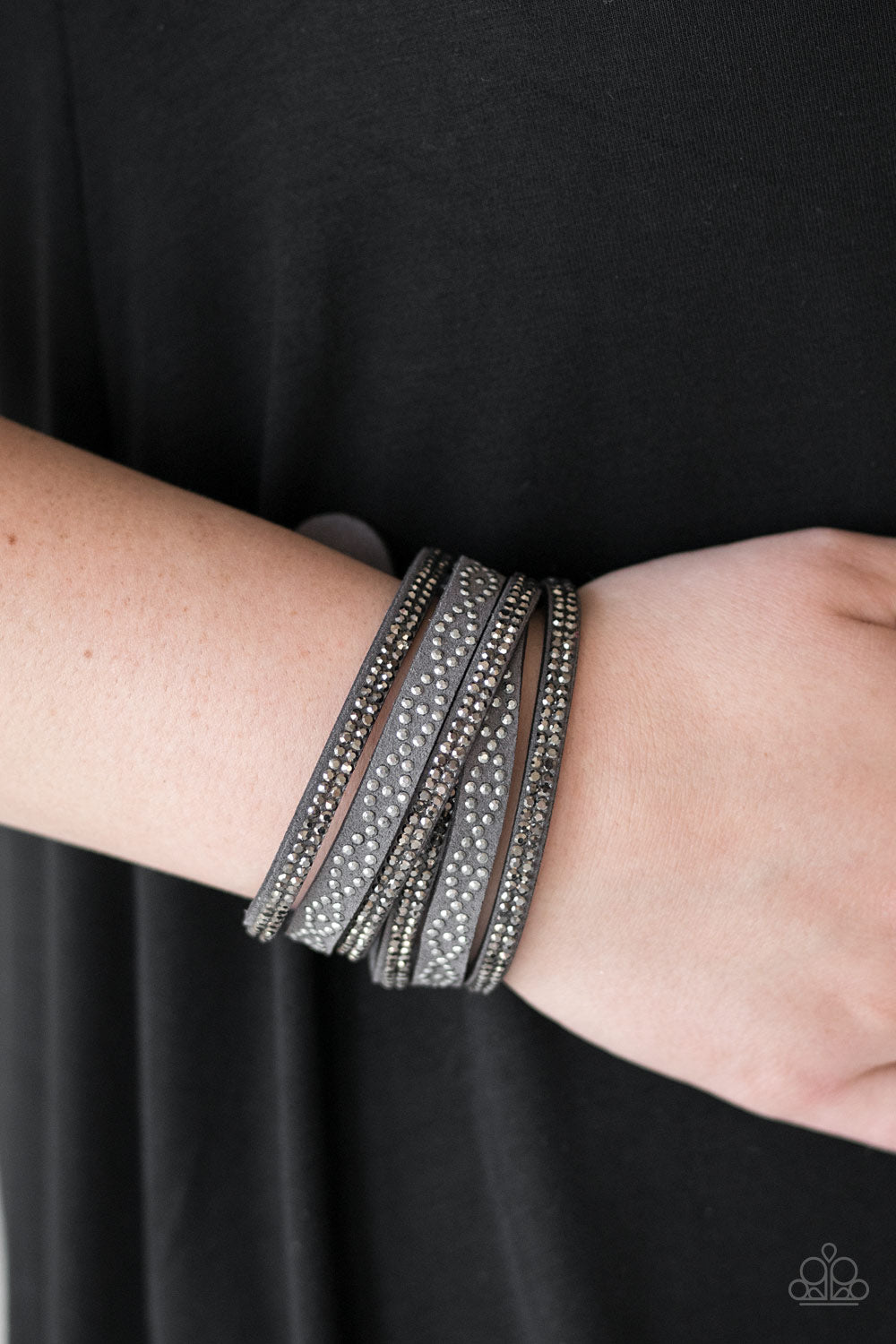 Paparazzi ♥ Attitude Is Everything - Silver ♥ Bracelet