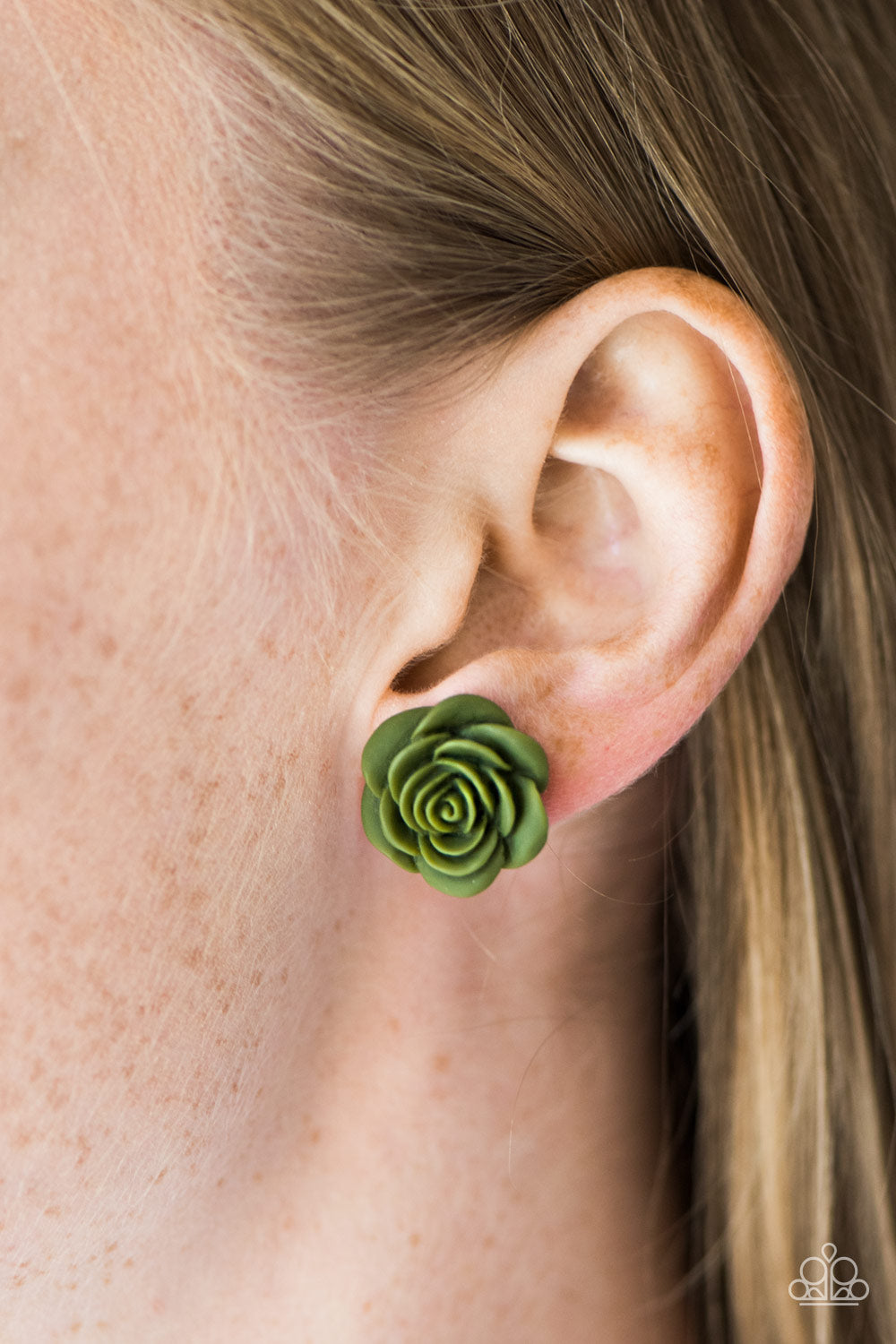 Paparazzi ♥ Raving About Roses - Green ♥ Post Earrings