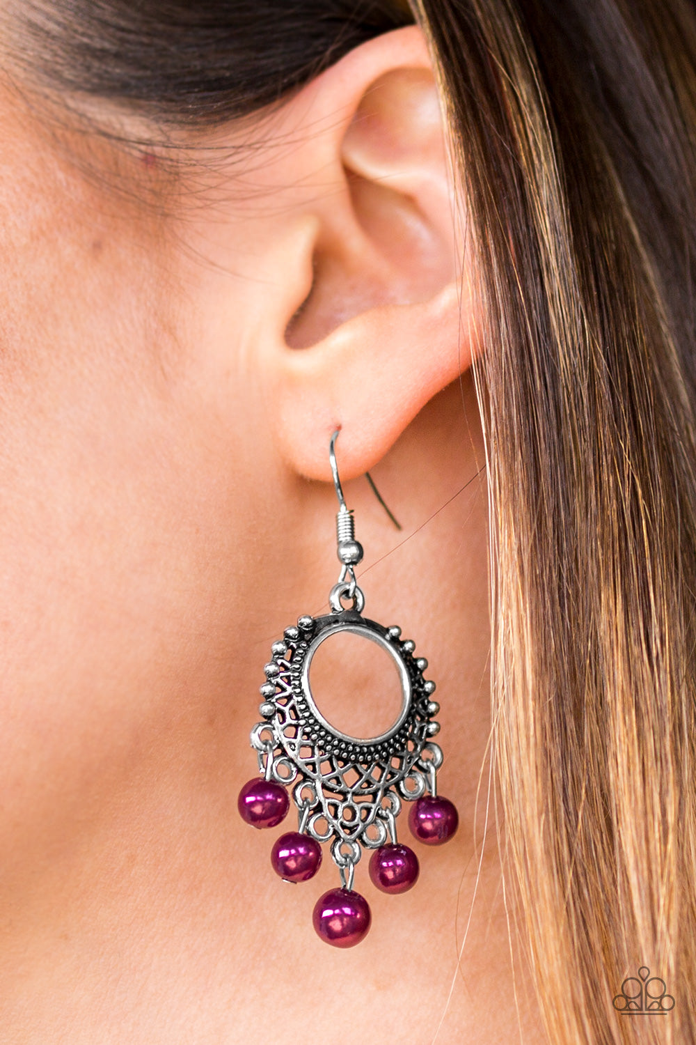 Paparazzi ♥ Uncatchable - Purple ♥ Earrings