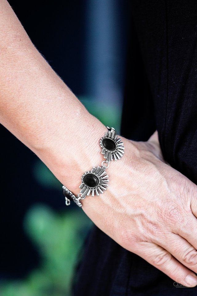 Paparazzi ♥ Desert Marvel - Black ♥ Bracelet