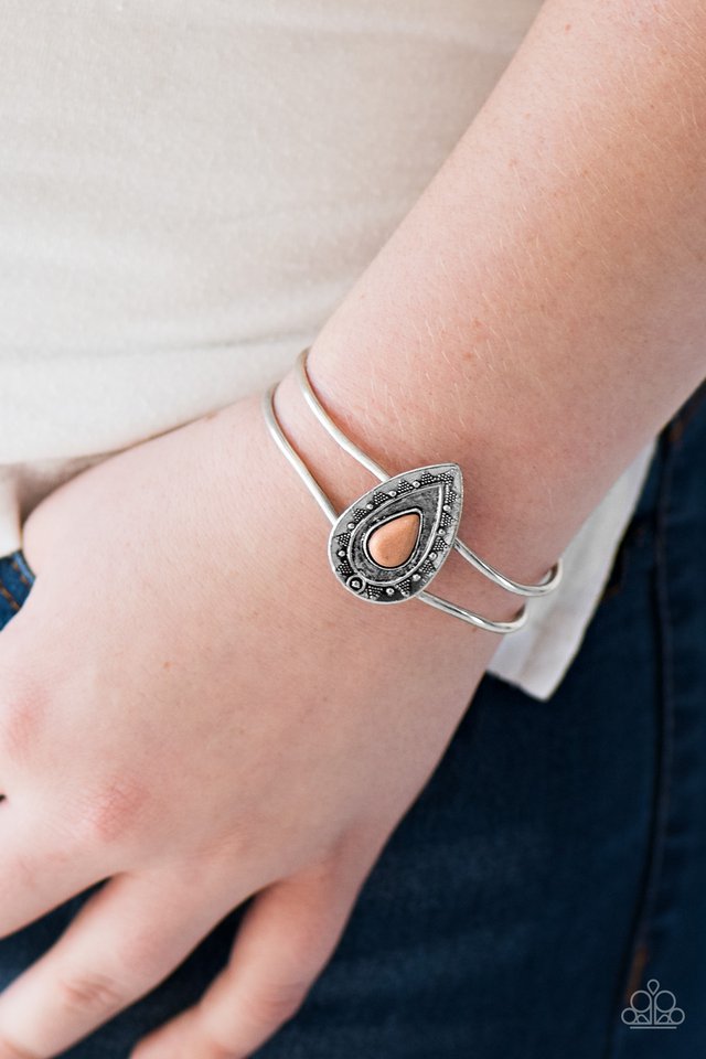 Paparazzi ♥ Law Of The Land - Brown ♥ Bracelet