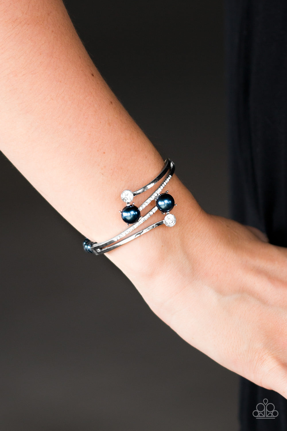 Paparazzi ♥ Can Only Go UPSCALE - Blue ♥ Bracelet