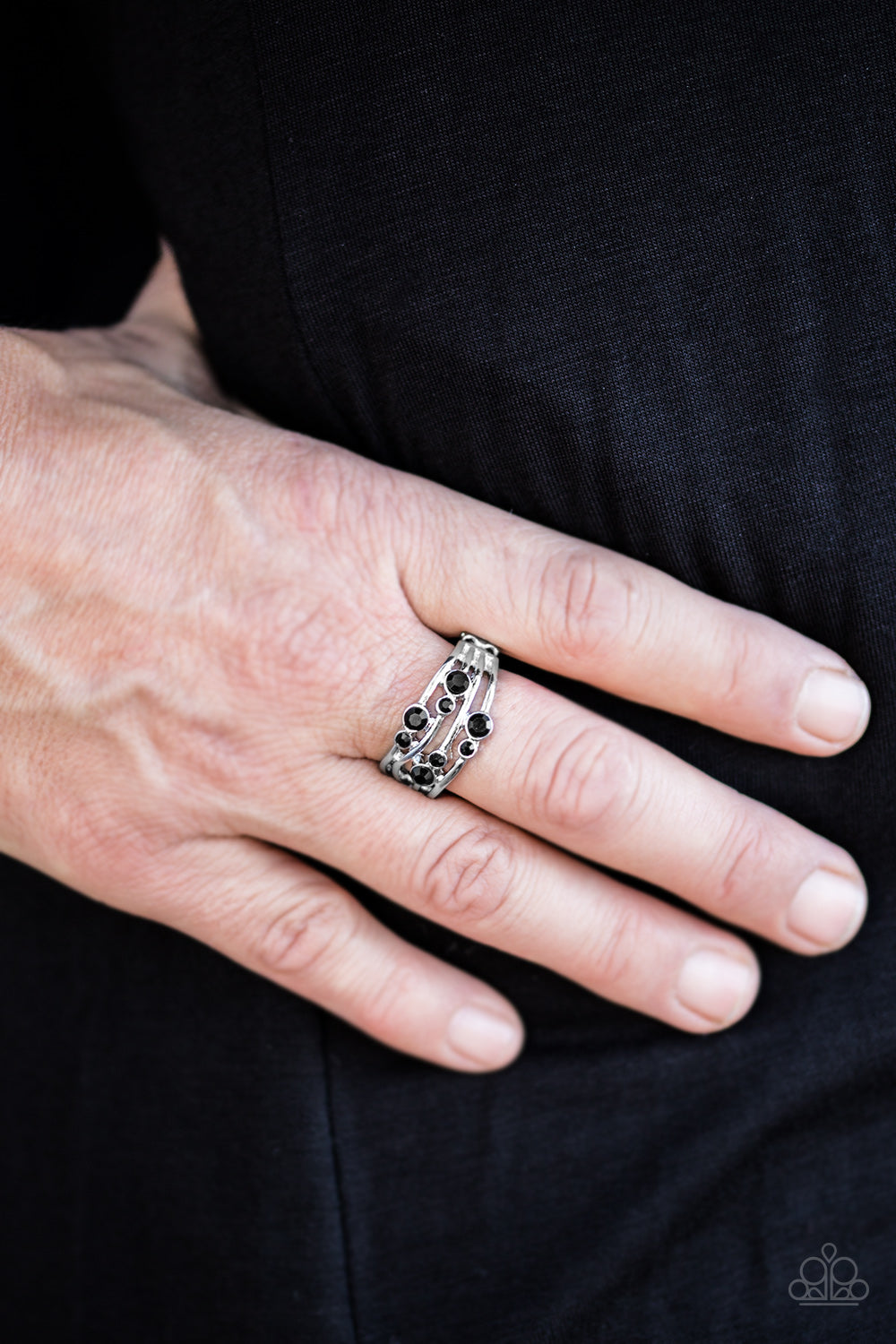 Paparazzi ♥ Welcome To GLEAMland - Black ♥ Ring