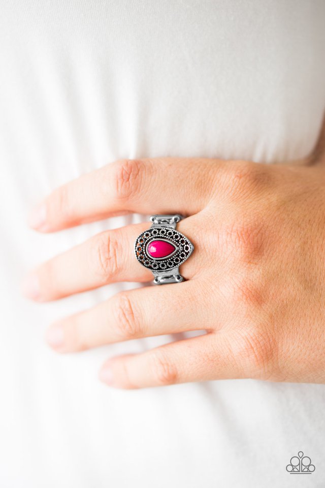 Paparazzi ♥ HUE Me In - Pink ♥ Ring