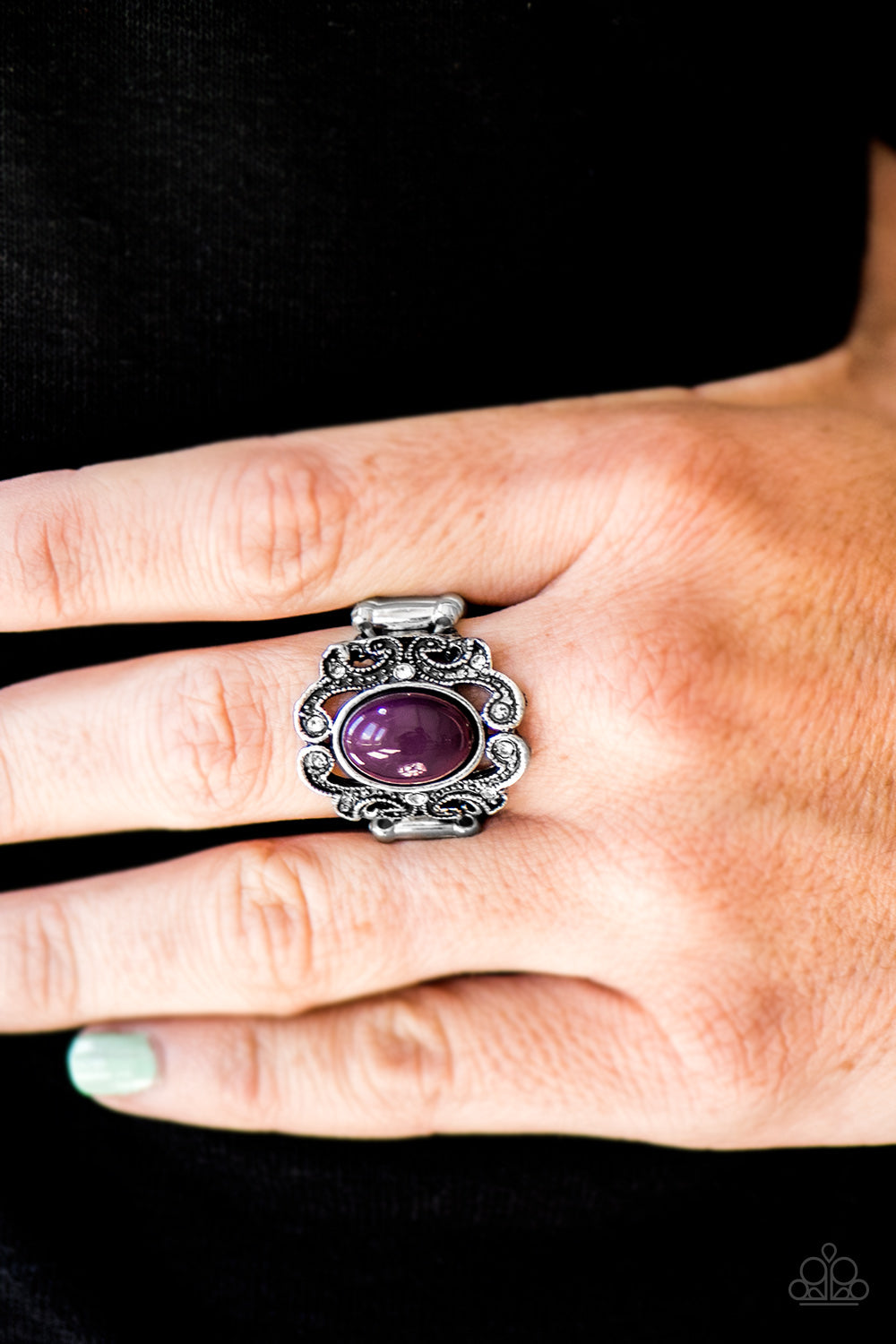Paparazzi ♥ Pasadena Princess - Purple ♥ Ring