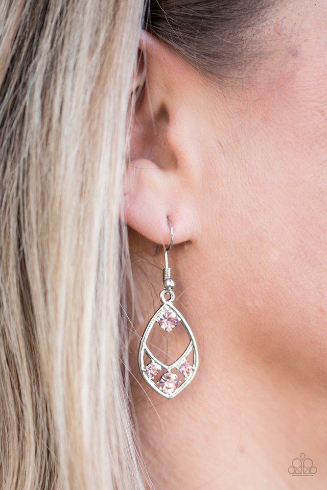 Paparazzi ♥ Superior Sparkle - Purple ♥ Earrings