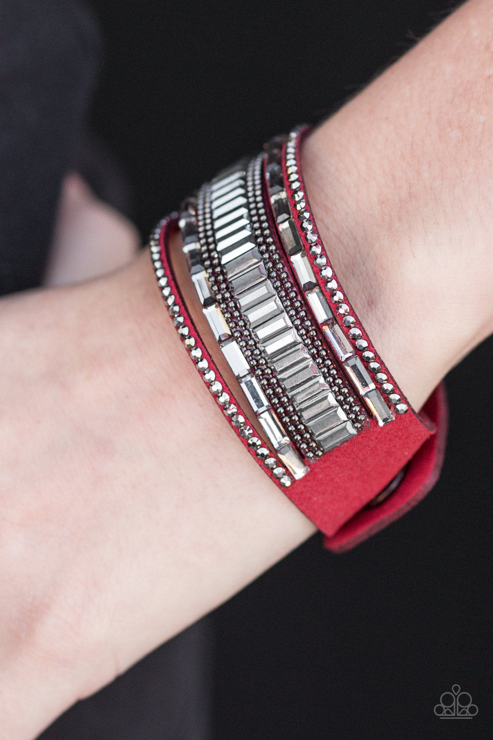 Paparazzi ♥ Spectacular Shimmer - Red ♥ Bracelet