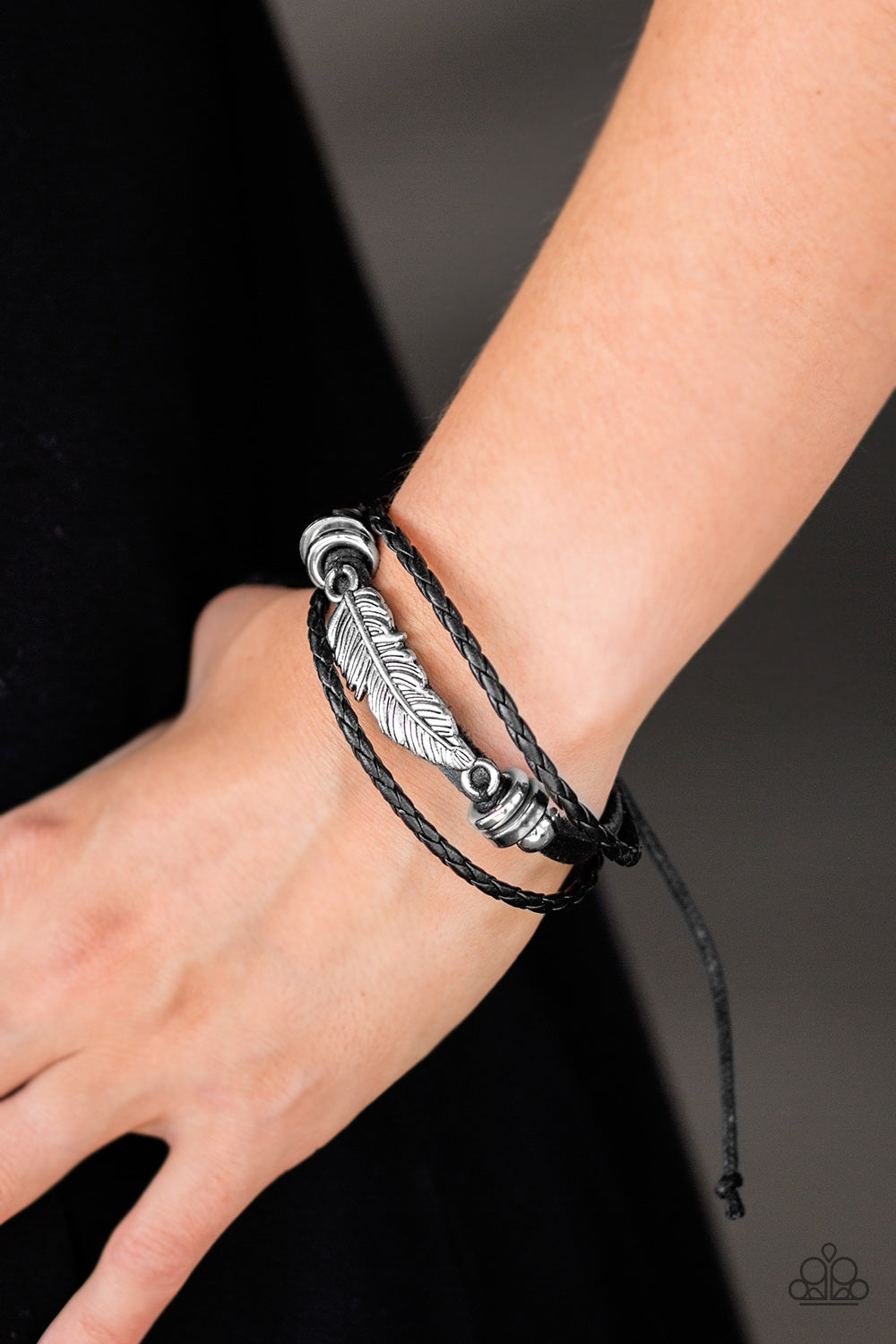 Paparazzi ♥ Bow and SPARROW - Black ♥ Bracelet