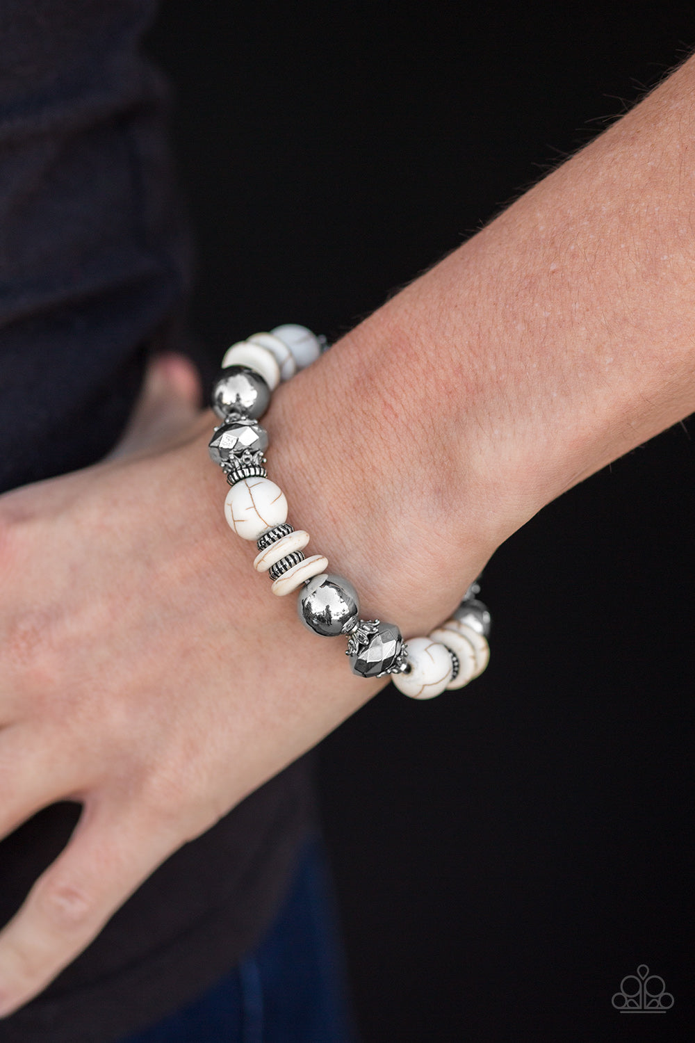 Paparazzi ♥ Mesa Maverick - White ♥ Bracelet