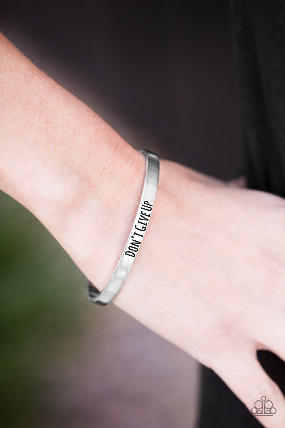 Paparazzi ♥ Dont Give Up - Silver ♥ Bracelet