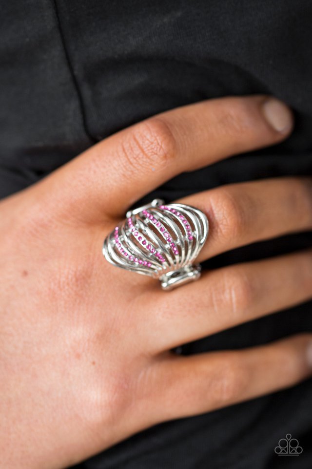 Paparazzi ♥ Ride The Waves - Pink ♥ Ring
