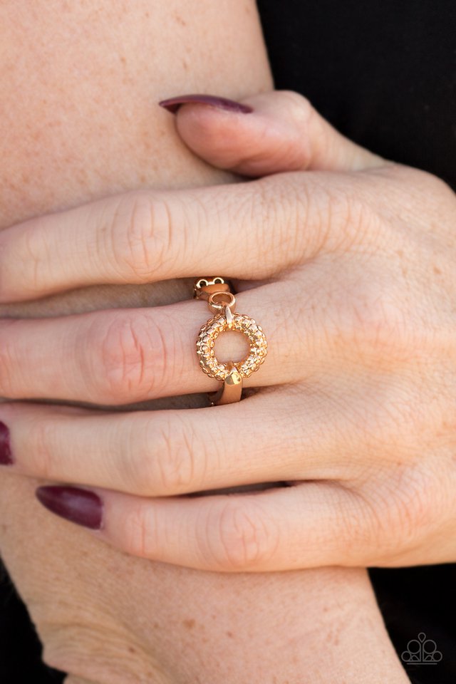 Paparazzi ♥ Rebel Chic - Gold ♥ Ring