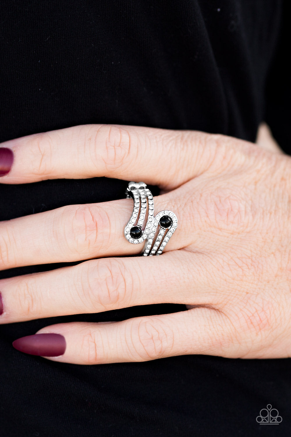 Paparazzi ♥ Kill Em With Class - Black ♥ Ring