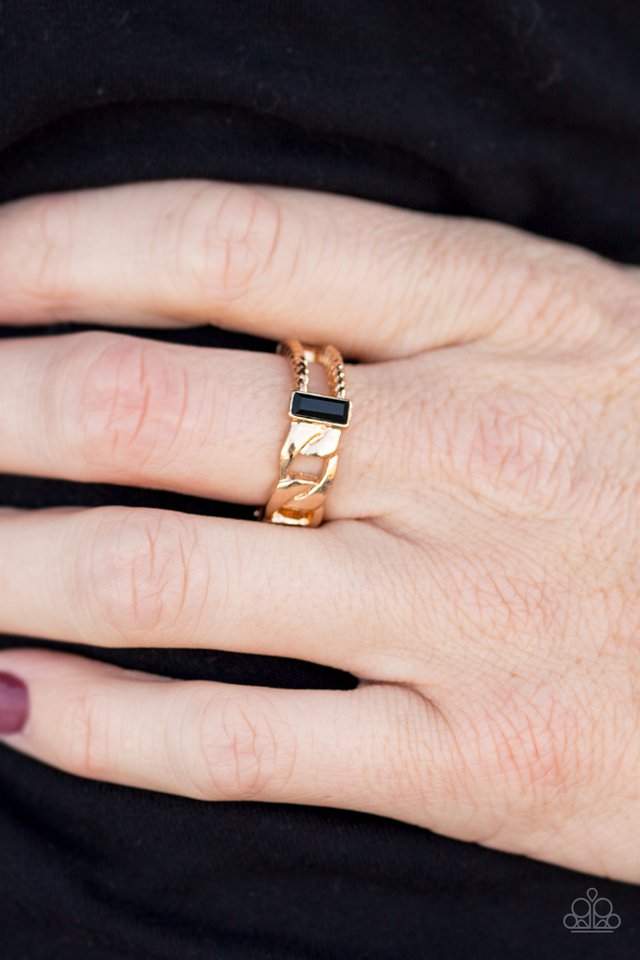 Paparazzi ♥ Runway Edge - Gold ♥ Ring