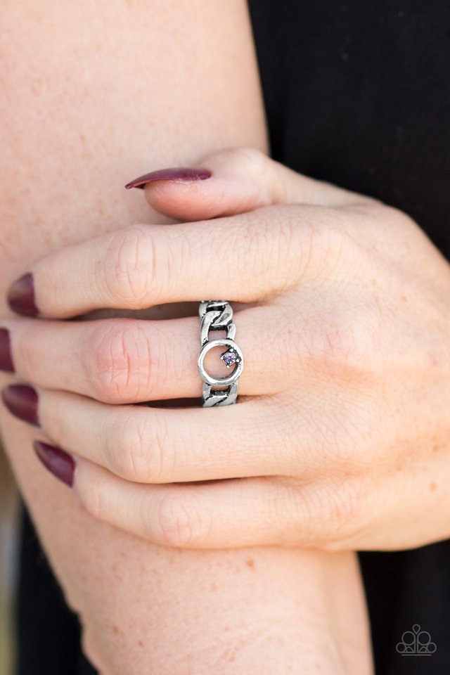 Paparazzi ♥ Rogue Sparkle - Purple ♥ Ring