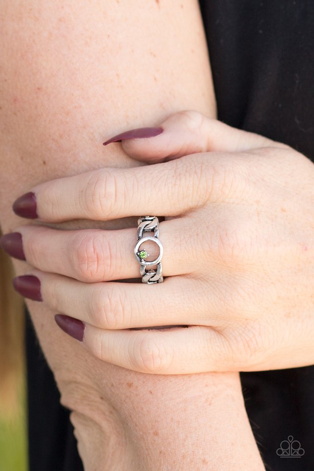 Paparazzi ♥ Rogue Sparkle - Green ♥ Ring