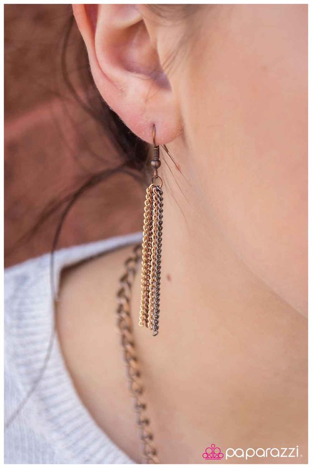 Paparazzi ♥ Heavy Metal - Copper ♥ Necklace