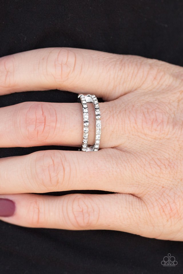 Paparazzi ♥ Dauntless Shimmer - White ♥ Ring