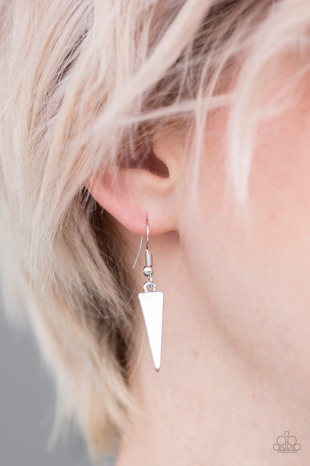 Paparazzi ♥ Keep A Sharp Lookout - Silver ♥ Necklace