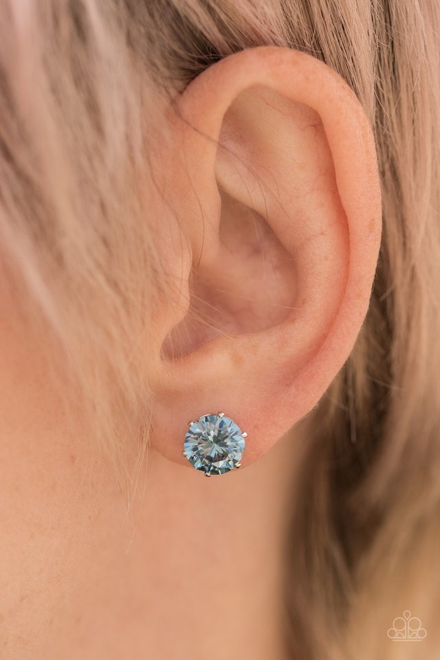 Paparazzi ♥ Greatest Treasure - Blue Post ♥ Post Earrings