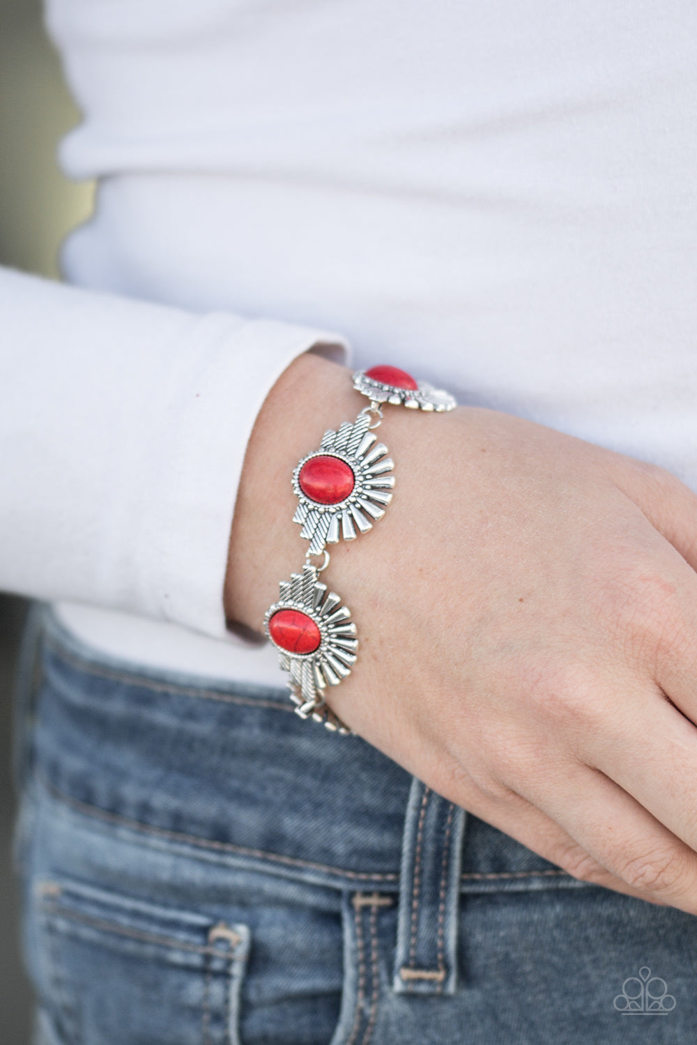 Paparazzi ♥ Desert Marvel - Red ♥ Bracelet