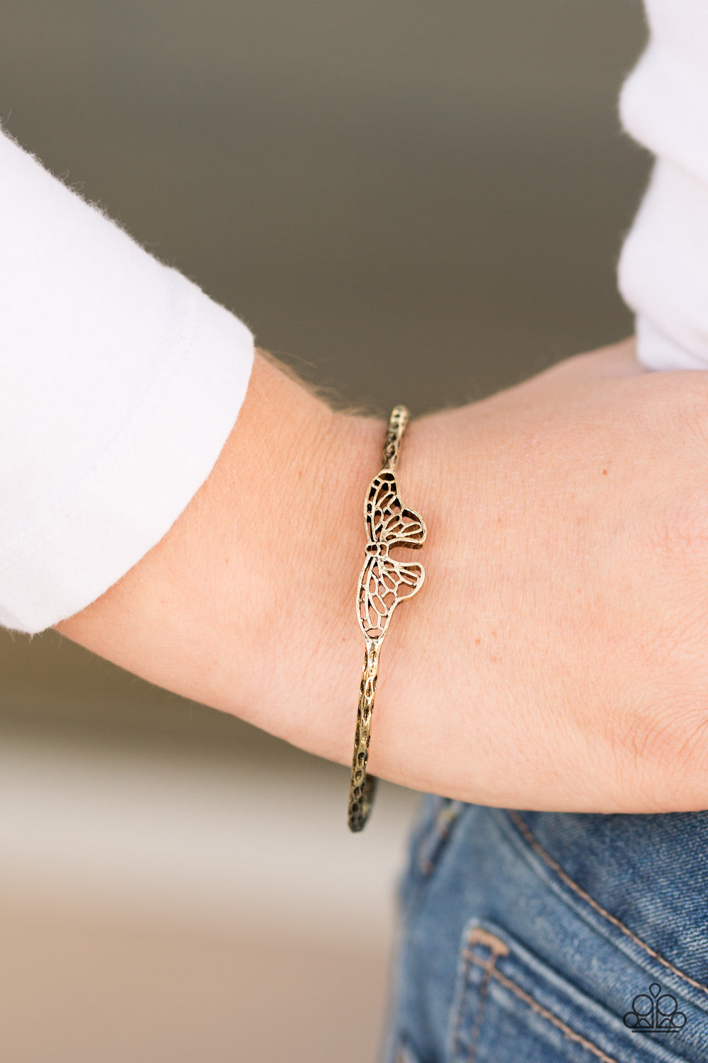 Paparazzi ♥ Butterfly Beauty - Brass ♥ Bracelet