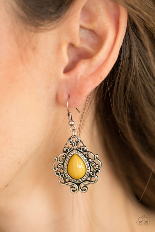 Paparazzi ♥ Grand Cayman Grandeur - Yellow ♥ Earrings
