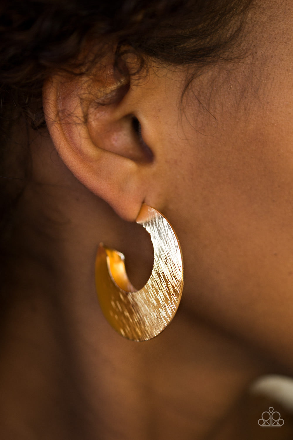 Paparazzi ♥ Mad About Shine - Gold ♥ Earrings