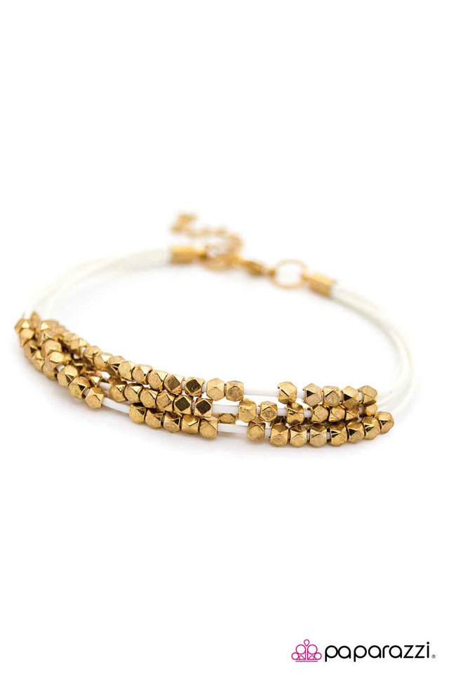 Paparazzi ♥ Rebel Diamonds - White ♥ Bracelet