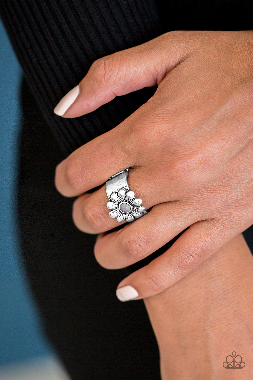 Paparazzi ♥ Dreamy Fields - Silver ♥ Ring