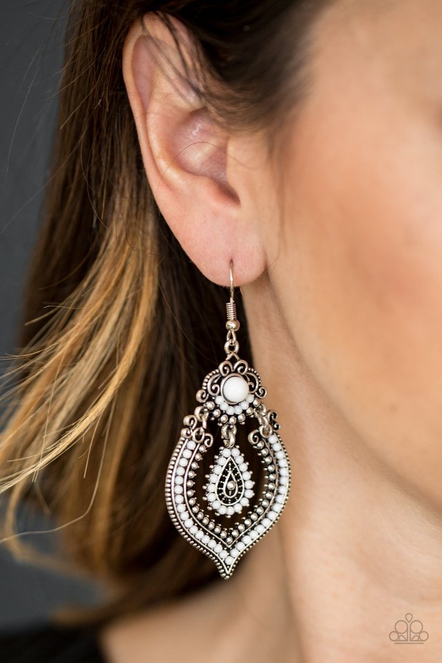 Paparazzi ♥ Congo Cadence - White ♥ Earrings