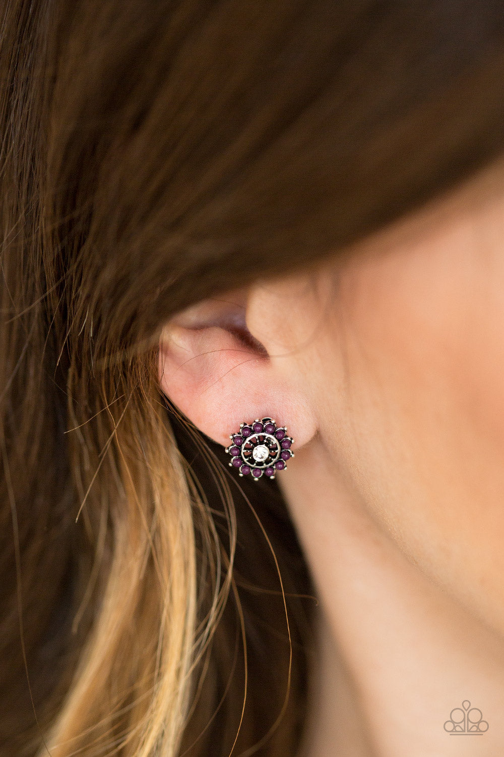 Paparazzi ♥ Dreamy Dahlia - Purple ♥ Post Earrings