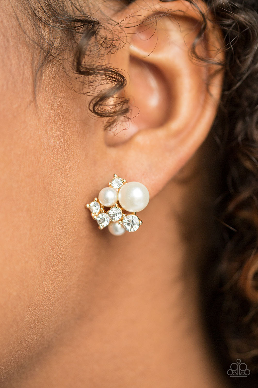 Paparazzi ♥ The Hostess With The POST-est - Gold Post ♥ Post Earrings