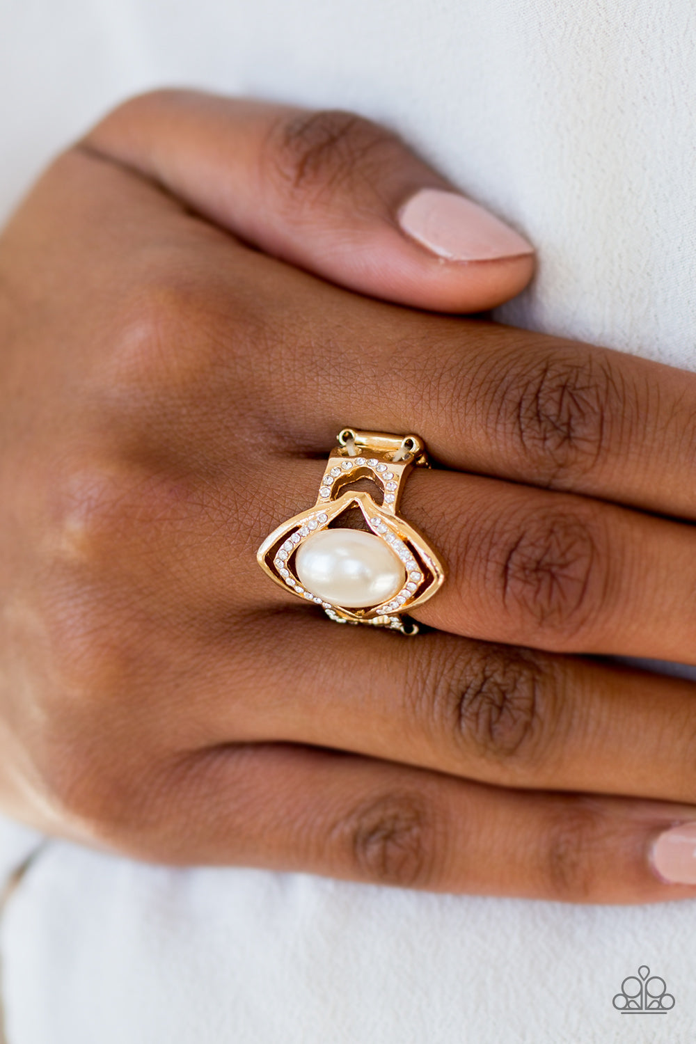 Paparazzi ♥ Positively Posh - Gold ♥ Ring