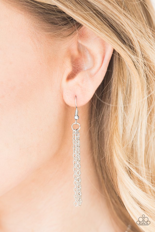 Paparazzi ♥ Noble Navigator - Green ♥ Necklace