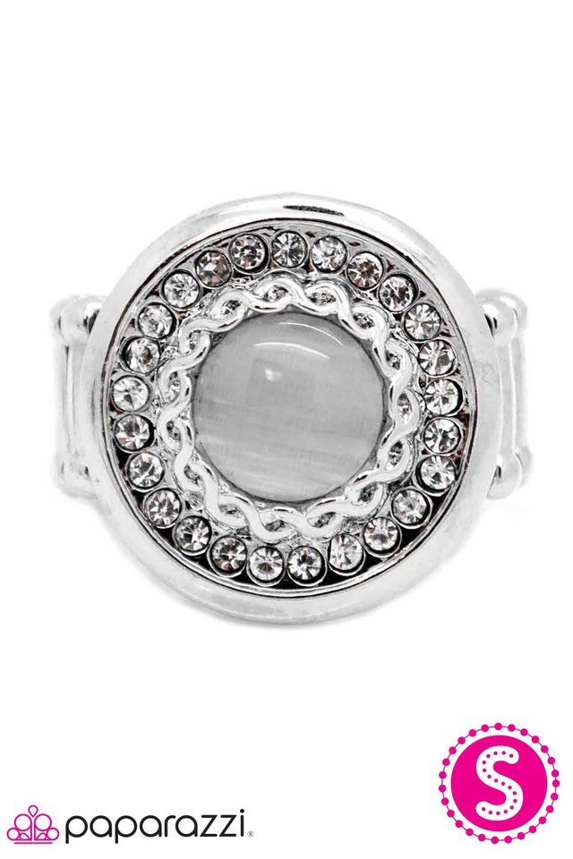 Paparazzi ♥ EYE Spy - White ♥ Ring