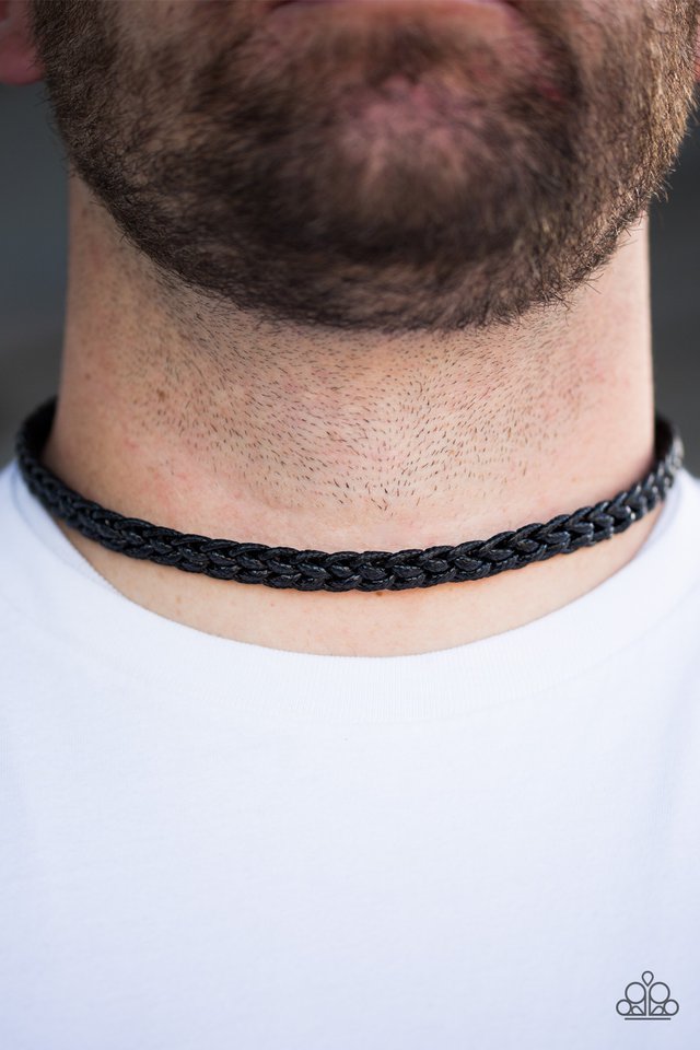Paparazzi ♥ Trail Guide - Black ♥ Necklace
