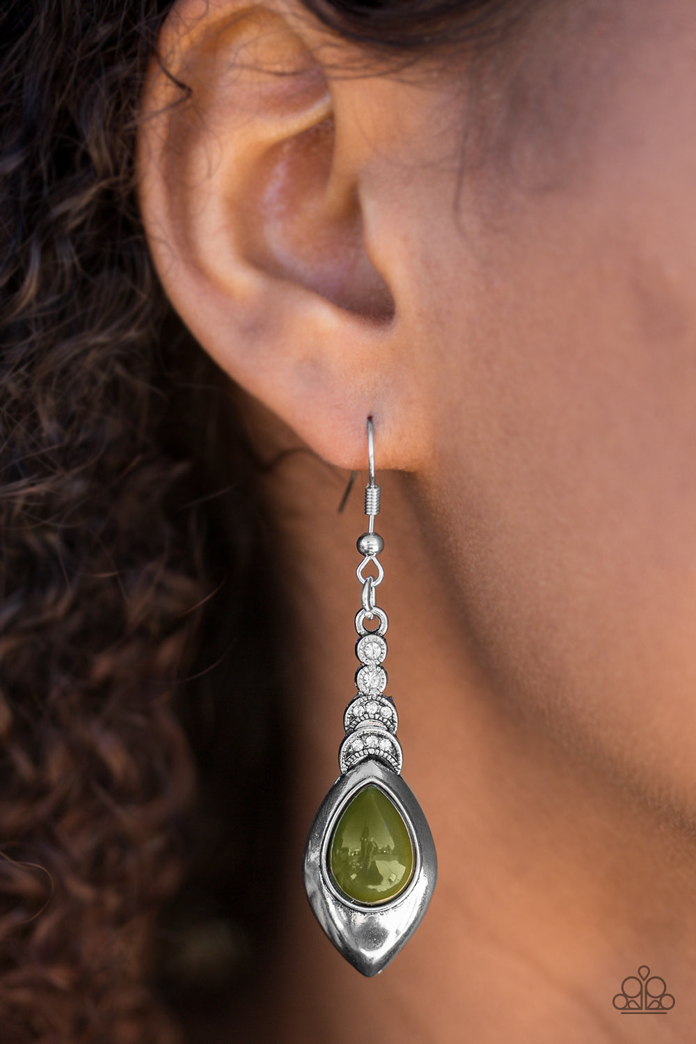 Paparazzi ♥ You Know HUE - Green ♥ Earrings