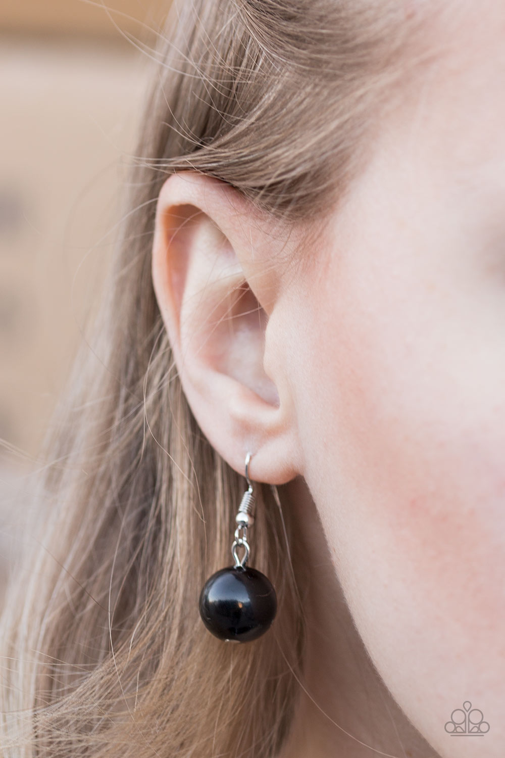 Paparazzi ♥ Pour The Wine - Black ♥ Necklace